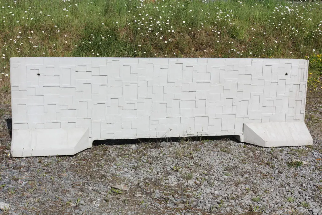 Barrière KLOSTAB avec béton architectonique. La sécurité esthétique